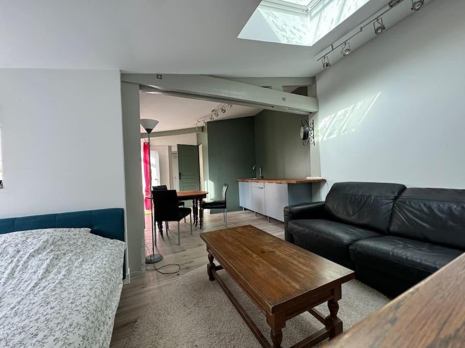 Petite Maison Independante Avec Parking Vetheuil Ngoại thất bức ảnh